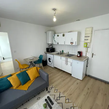 Appartement Cozy In *